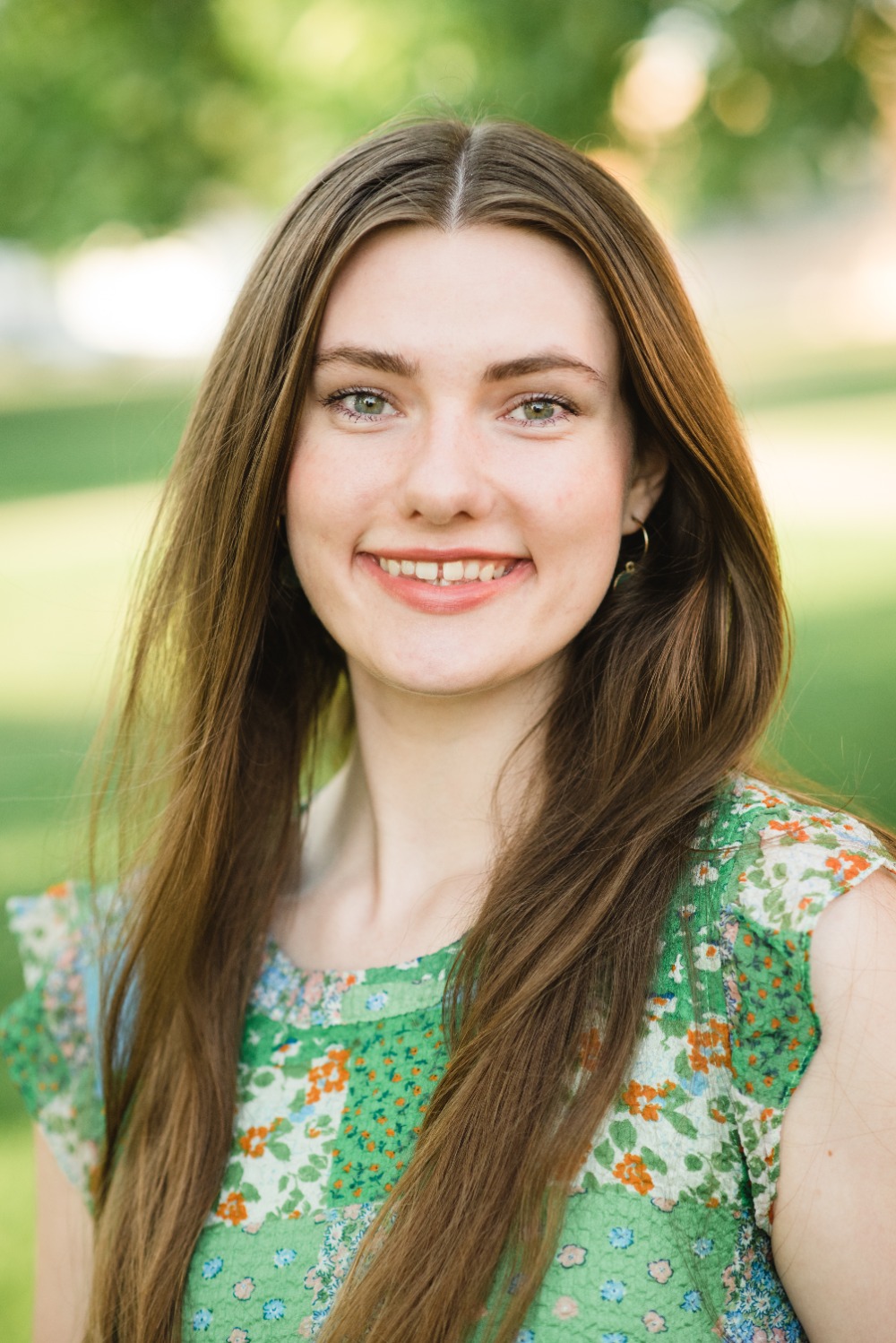 headshot of Claire Francis